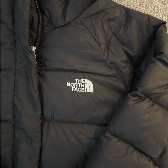 The North Face Black Puffer Jacket - Picture 2 of 4